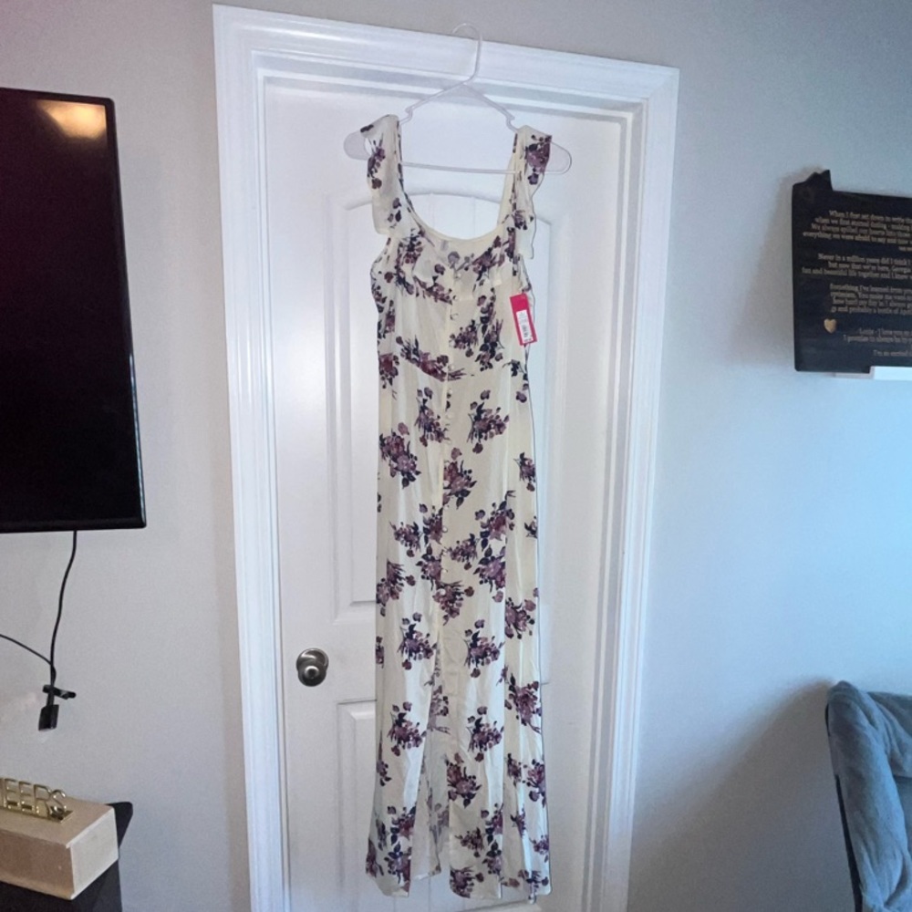 Floral Sleeveless Maxi Dress